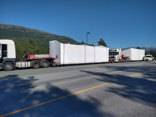 #Følgebil fra #Raskt-Levert AS #ledsager fra Svinesund til Gjerdsvika! - #rasktlevert #følgebil #følgebil_vestfold #følgebilnorge #varningsbil #varningsbilsverige #pilotcar #pilotservice #pilotnorway #pilotcarnorway #escortcar #escortservice #spesialtransport #specialtransport #heavytransport #langlast #bredlast #wideload #tunglast #sikkertransport #miljøfyrtårn #miljofyrtarn #ecolighthouse #eco_lighthouse #fairtransport #magnetjqs #gaselle2021